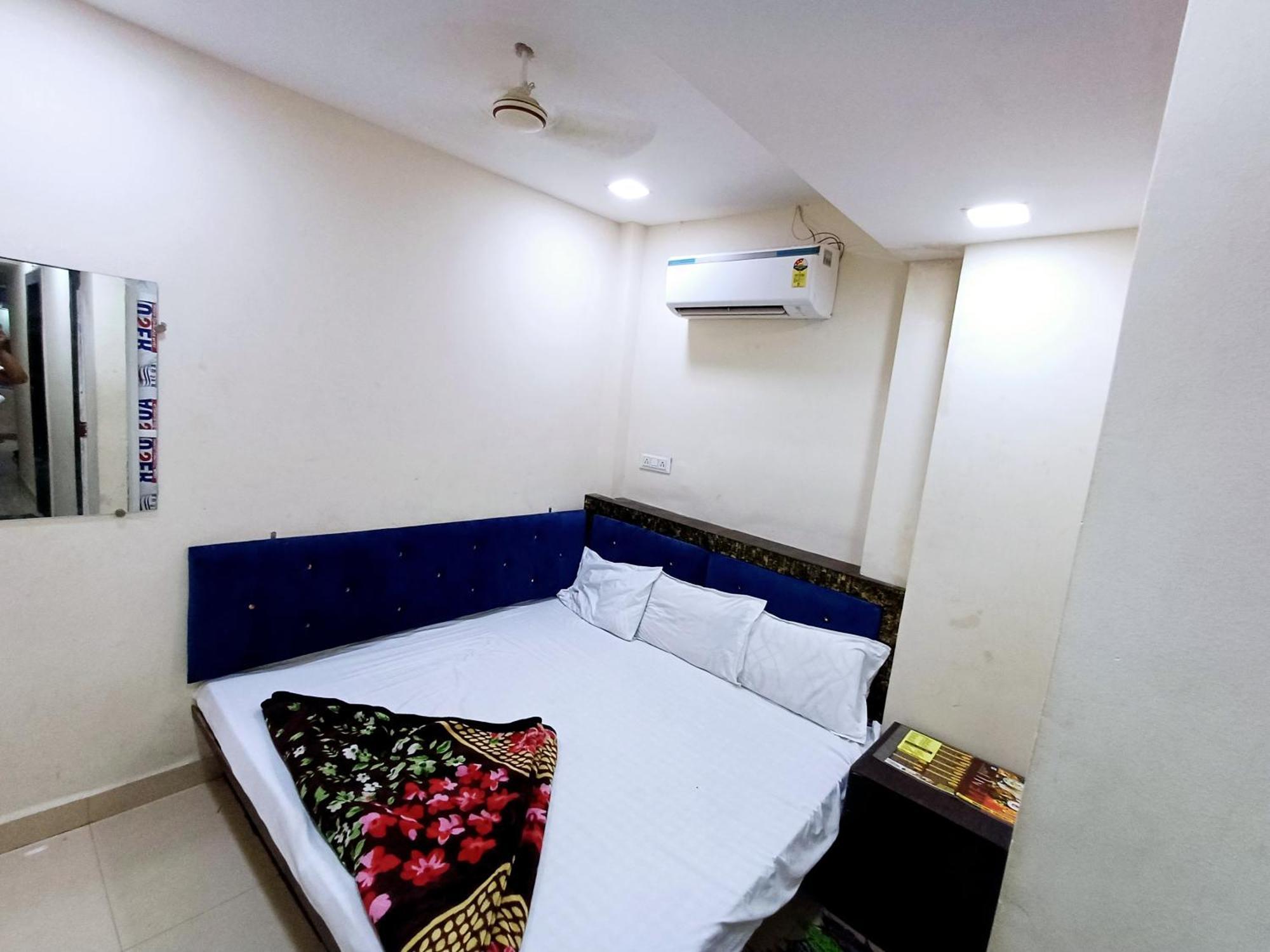 Blue Tower Hotel อุจเจน ภายนอก รูปภาพ