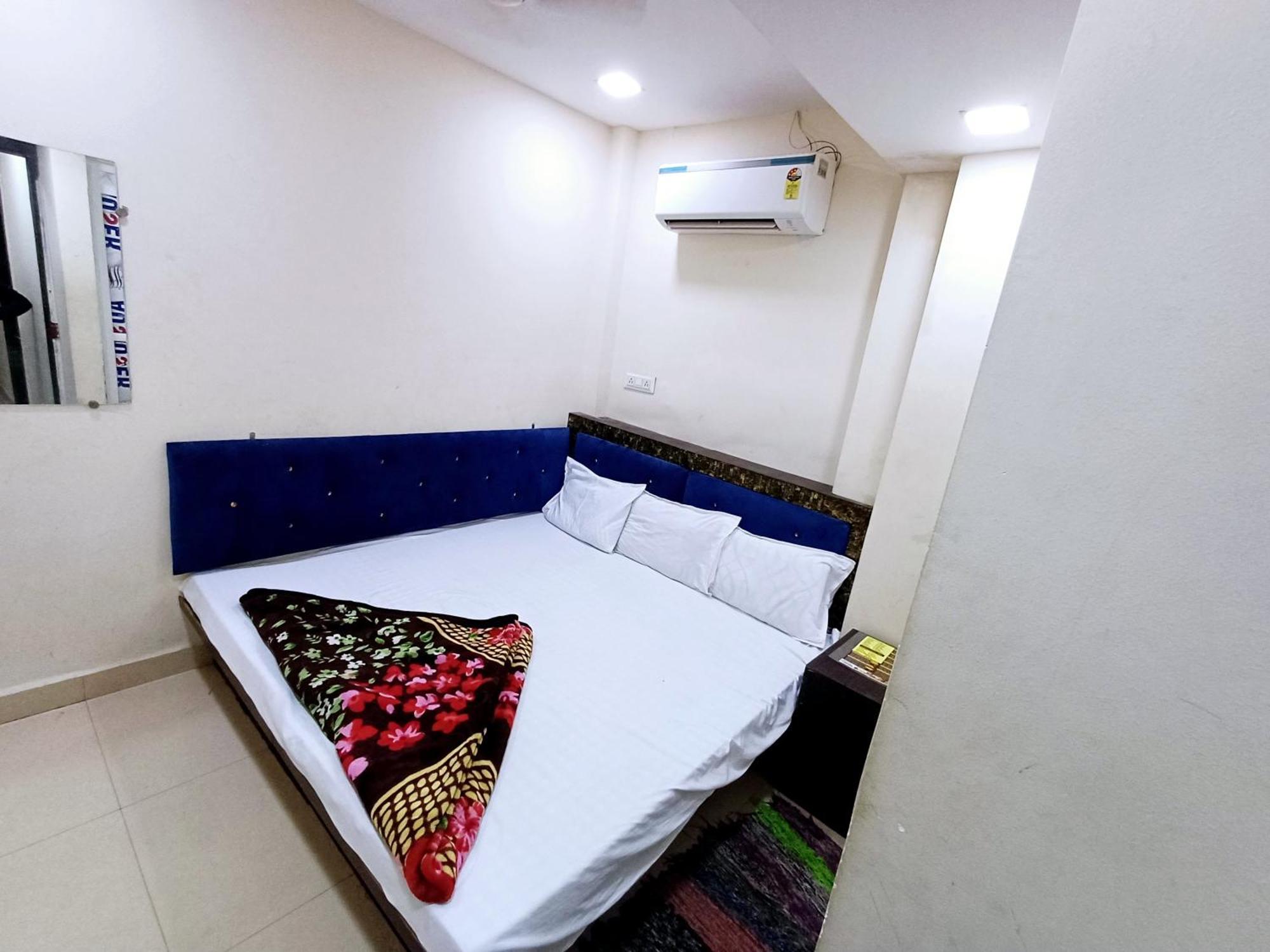 Blue Tower Hotel อุจเจน ภายนอก รูปภาพ