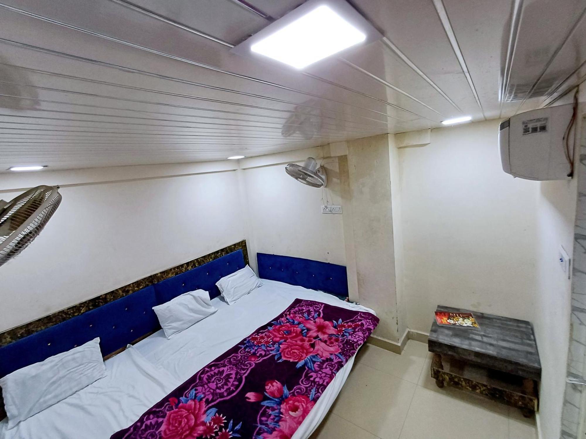 Blue Tower Hotel อุจเจน ภายนอก รูปภาพ