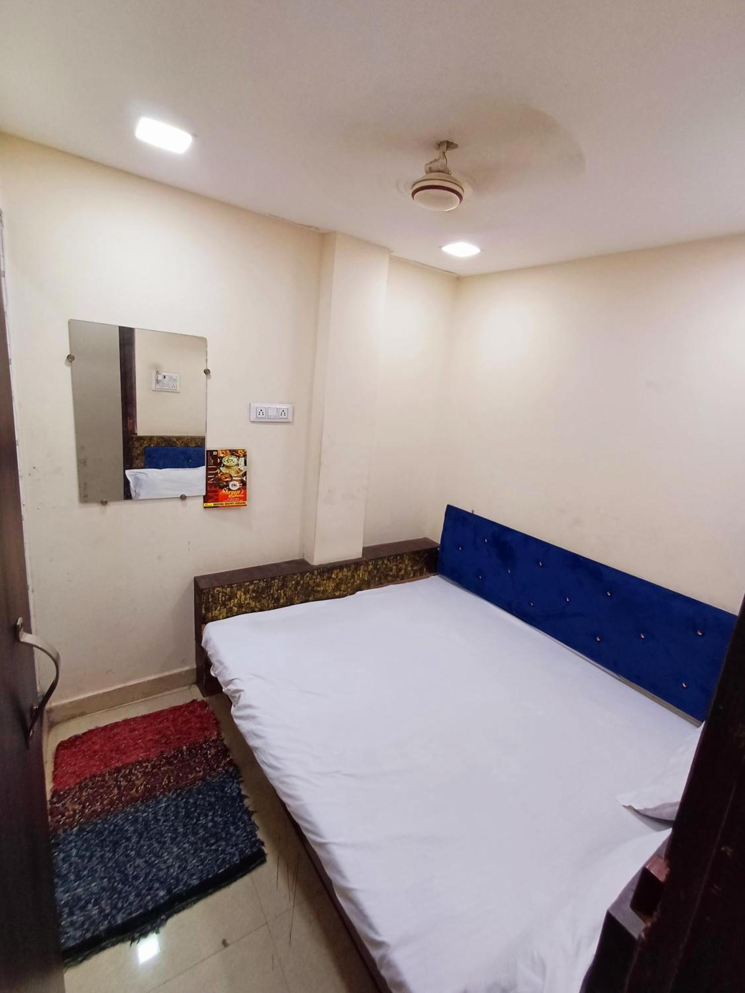Blue Tower Hotel อุจเจน ภายนอก รูปภาพ